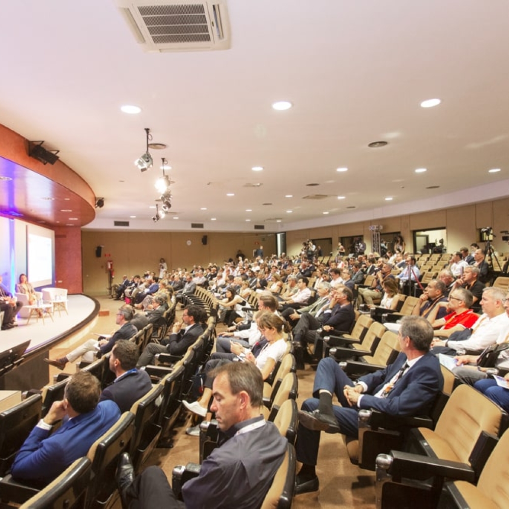 Aerospace 053  Lolo Vasco Min.jpg