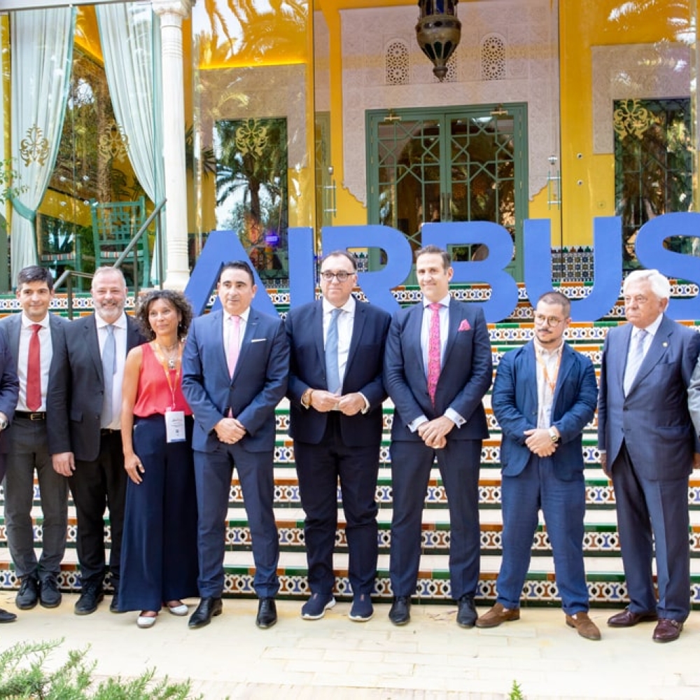 Aerospace 646  Lolo Vasco Min.jpg